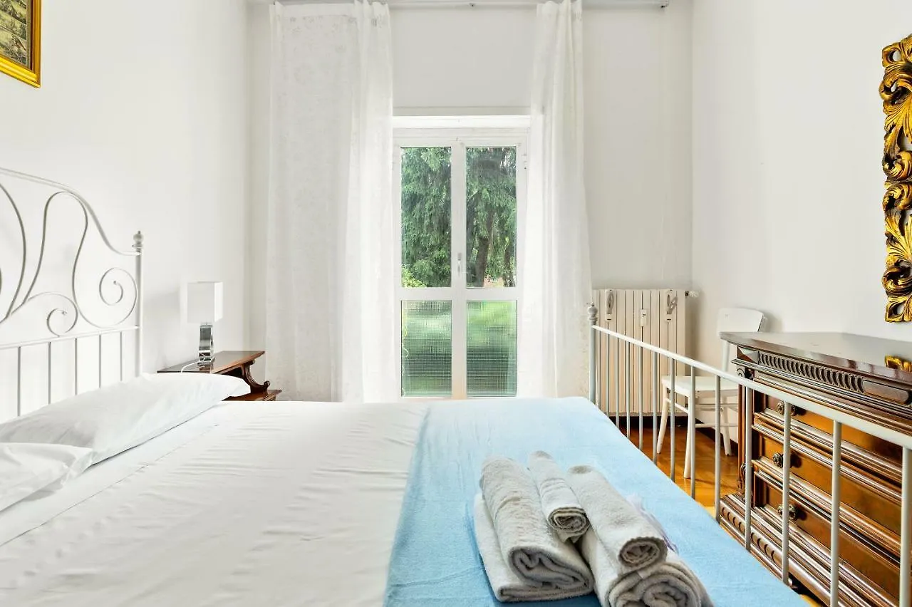 Bright Flat With Shared Garden Appartement Milaan