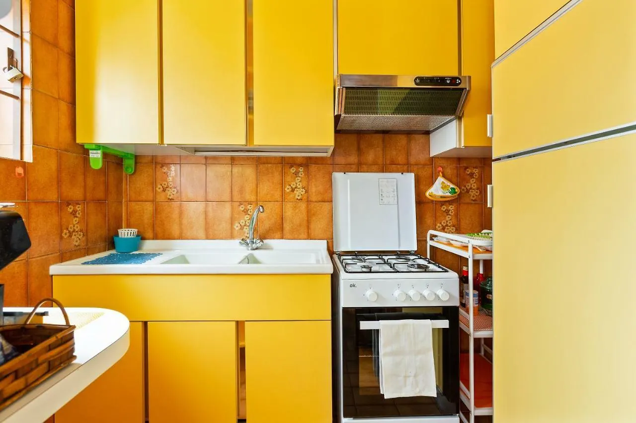 Bright Flat With Shared Garden Appartement Milaan