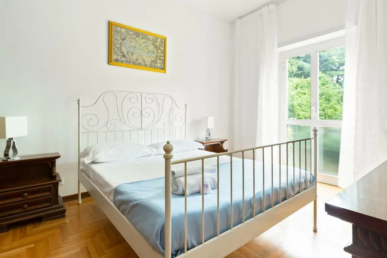 Bright Flat With Shared Garden Appartement Milaan